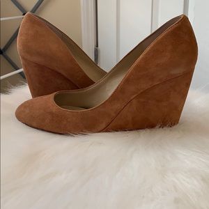 Ann Taylor Camel Wedge heel